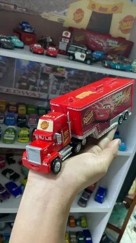 MACK HAULER CARS DISNEY PIXAR 
