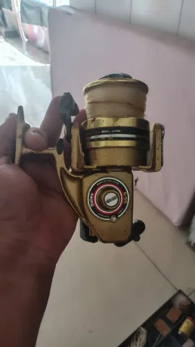 Molinete Daiwa GS9 novo conservado