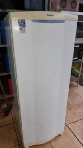 Geladeira Consul modelo 280 bem conservada funcionando 100%
