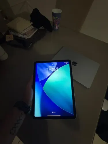 iPad M2