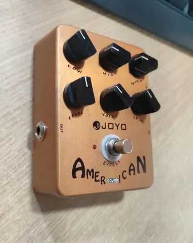 Pedal emulador do Fender Deluxe 57