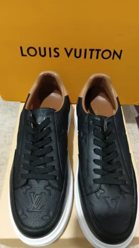 Tênis Louis Vuitton sneaker Beverly hills preto Tamanho 41 Premium