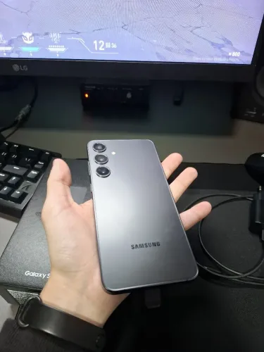 Samsung S24+ Plus