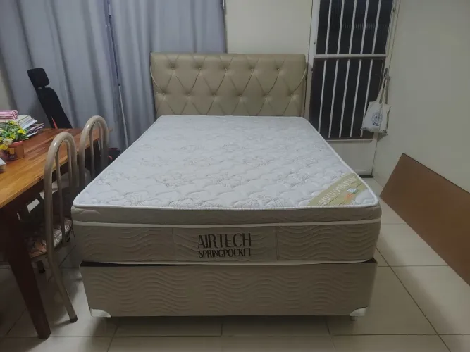 Cama casal Ortobom molas ensacadas + cabeceira 