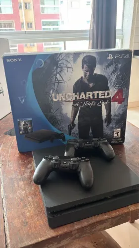 Ps4 slim 2 controle 