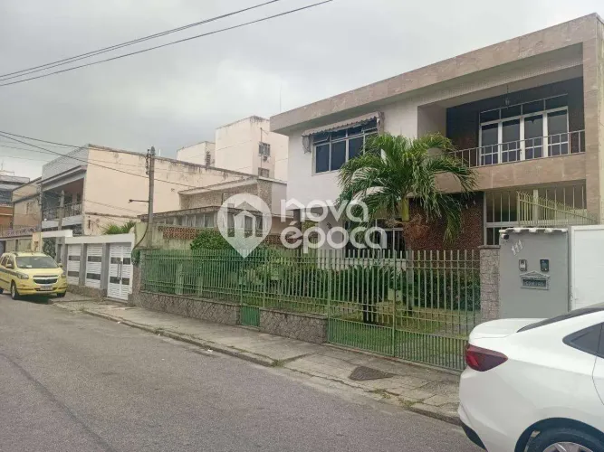 Vila da Penha | Casa 5 quartos, sendo 2 suites