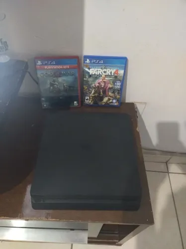 PS4 slim *