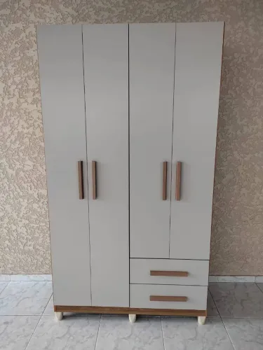 Vendo guarda roupa Novo na caixa