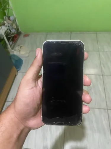 IPHONE 12