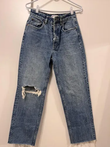 Calça Jeans rasgada Zara 36