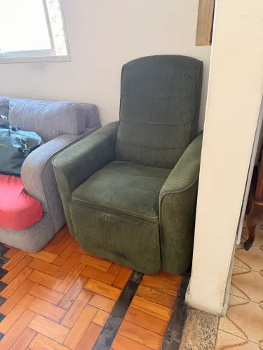 Poltrona verde antiga 