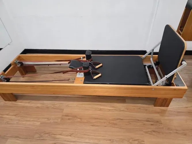 Aparelho de pilates - REFORMER H39