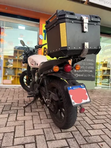 Moto Royal Enfield 2024 Branca 