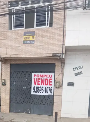 Localização extraordinária! Vendo uma casa duplex no bairro Serrinha.