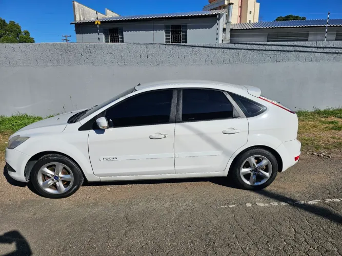 Ford Focus Sedan 1.6/1.6 Flex 8v/16v 4P Mec. 2013