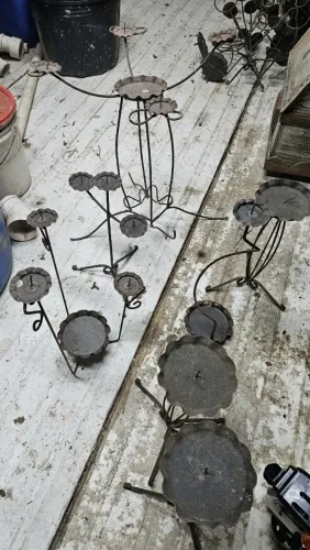 Lote de Castiçais antigo de ferro para velas