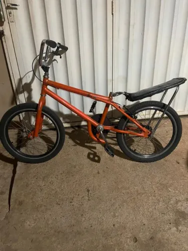 Bike montadinha aro 20