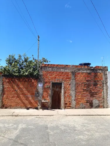 Vende-se essa casa