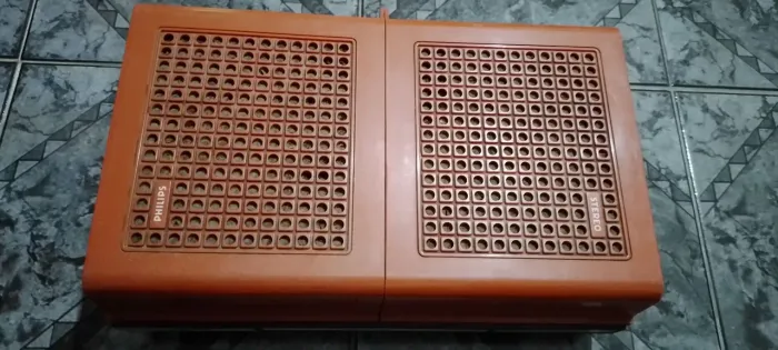 Vitrola anos 70 Philips não está funcionando