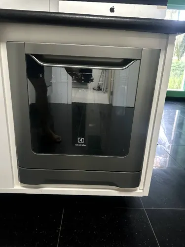 Lavadora de pratos Electrolux LV14X