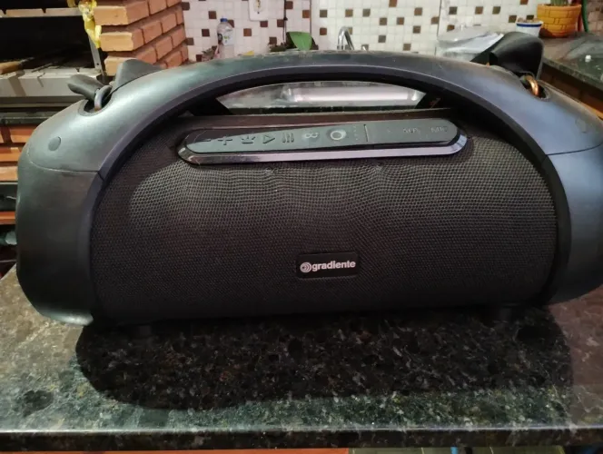 Gradiente bombox 100 watts a melhor da categoria