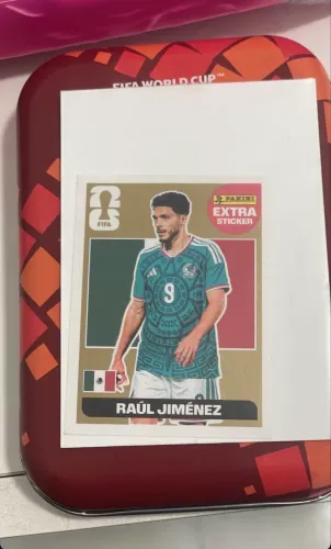 Raul Giménez gold