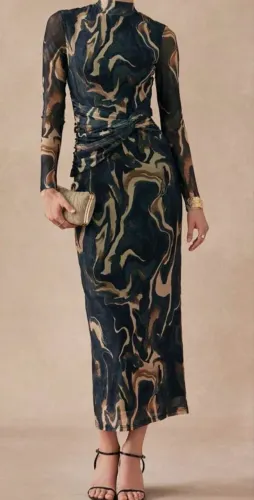 Vendo Vestido Tamanho M, nunca usado