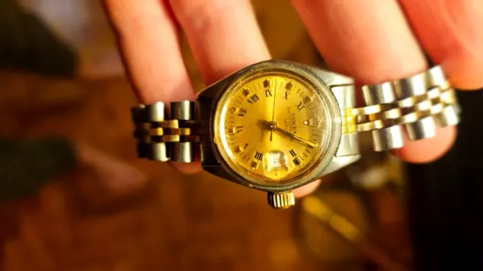 Antique Rolex1977 YG Datejust Rare 16003 YG Jubilee Smooth Bezel Vintage