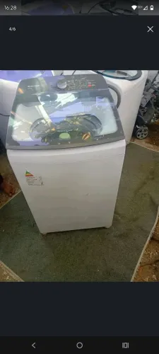 Máquina de lavar roupa funcionando perfeitamente