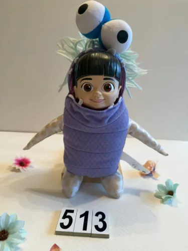 BONECA Boo Monsters inc Hasbro 2000 26 cm fala em ingles Sem o Pet