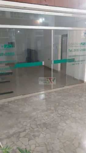 Ponto para alugar, 22 m² por R$ 788,00/mês - Centro - Lorena/SP