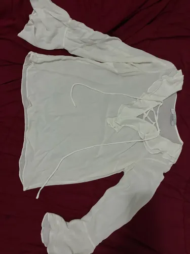 blusa feminina branca com babados vintage
