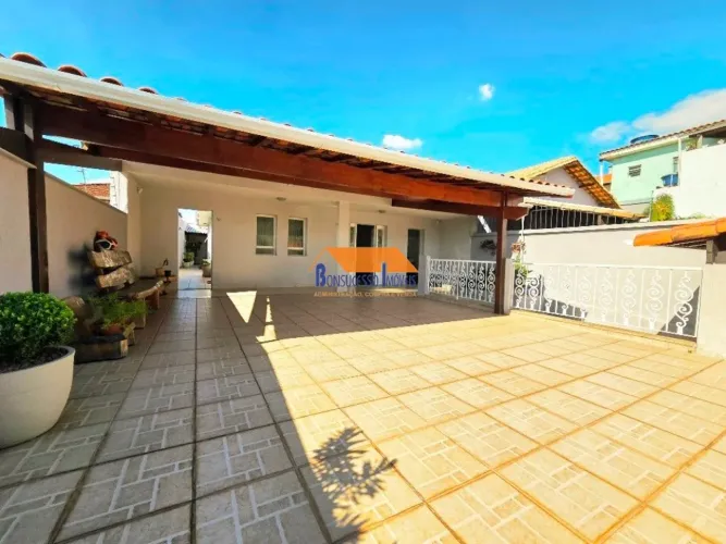 casa de 4 quartos, Bairro Aparecida em Belo Horizonte