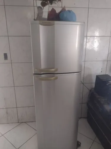 Geladeira Eletrolux