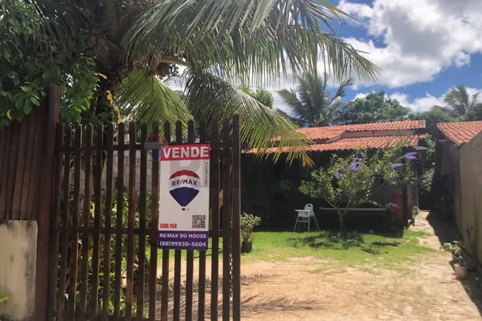Casa Chamorsa - Venda - Preá.