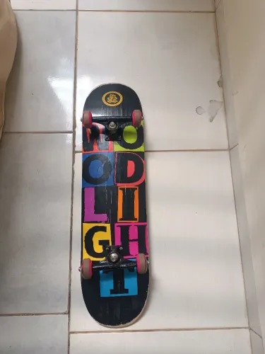 Skate adulto usado em bom estado