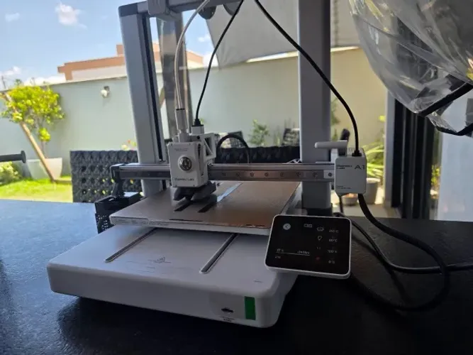 Impressora 3D Bambu Lab A1 (não é a combo) novinha, Funcionando 100%, Completa na caixa