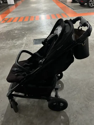Oportunidade Carrinho Nuna Importado! Robusto 