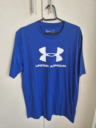Camiseta Under Armour 