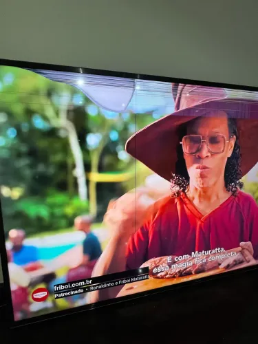Televisão smart tv Samsung 55 polegadas 
