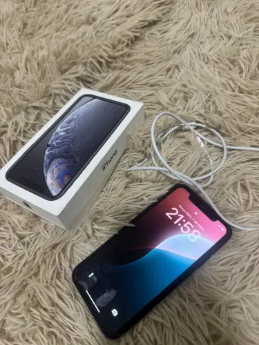 IPHONE XR 64