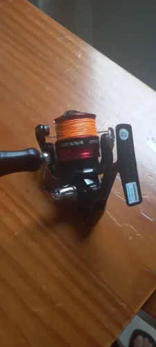 Molinete shimano sienna 2000