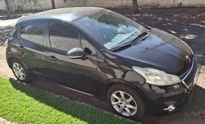 Peugeot 208 Active/active Pack 1.5 Flex 8V 5P 2014