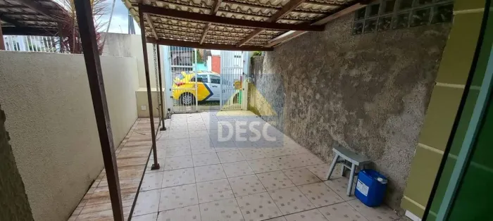 Sobrado com 2 dormitórios à venda no bairro Santa Regina em Camboriú