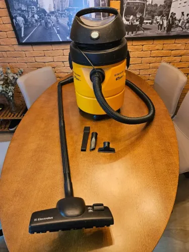 Aspirador de Pó e Água Electrolux Professional GT3000