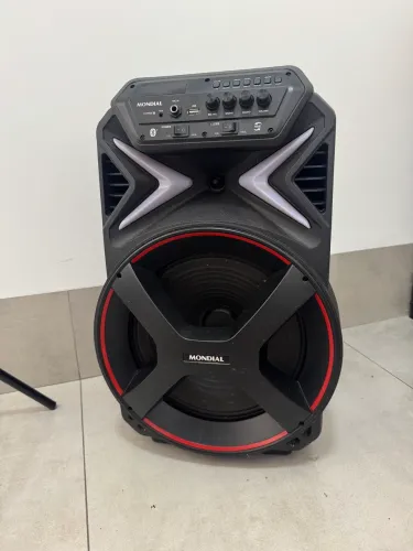 Caixa de Som Amplificada Mondial CM-400 Connect Lights 400W Bluetooth (Ótimo Estado)