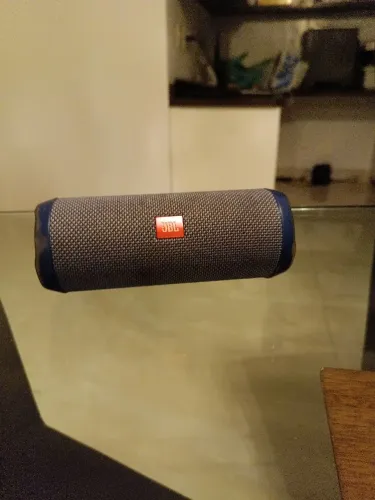Caixa de som JBL Flip 4