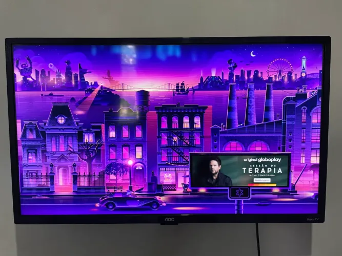 TV 32 AOC