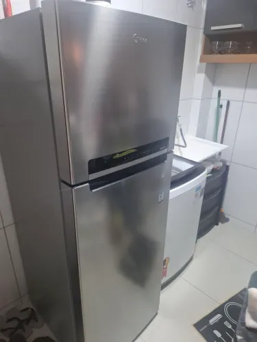Geladeira Inox Inverter MIDEA