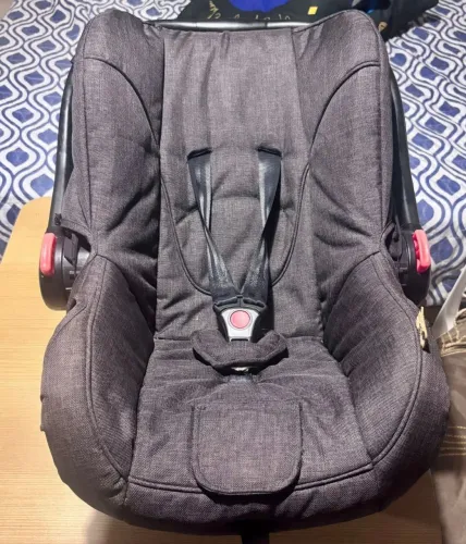 Cadeira infantil para automóveis